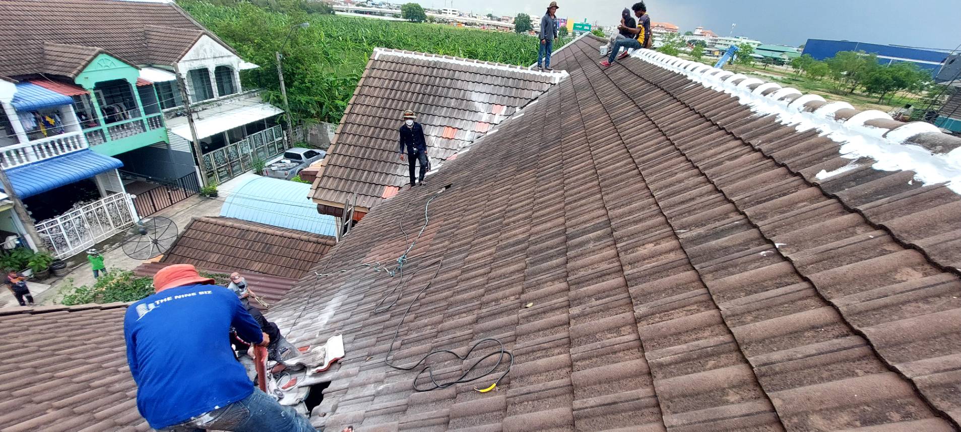 11 - https://ช่างหลังคาไพบูลย์.com | ช่างซ่อมหลังคาไพบูลย์ รับแก้ปัญหา หลังคารั่วซึม ทุกชนิด บ้านพักอาศัย ทางเฮ้าส์ ทาวโฮม บ้านเดี่ยว สำนักงานออฟฟิศ เขตพื้นที่บริการทุกเขต กรุงเทพฯและปริมณฑล